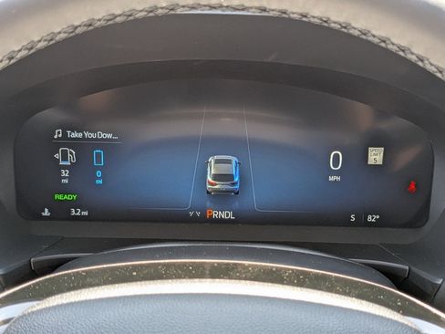 New 2025 Ford Escape SE w/ PHEV Premium Package image 35