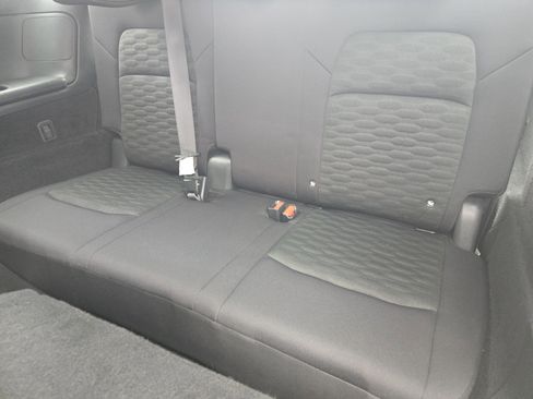 Used 2024 Nissan Pathfinder SV image 32