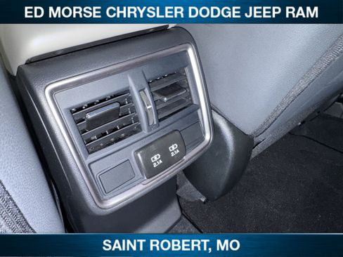 Used 2024 Subaru Forester Premium AWD/4WD image 21