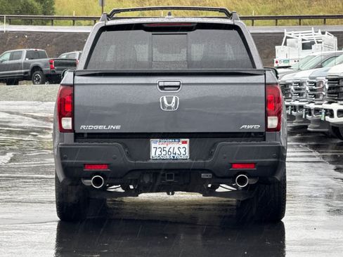 Used 2023 Honda Ridgeline RTL-E image 4