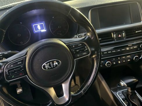 Used 2016 Kia Optima EX w/ Premium Package image 10