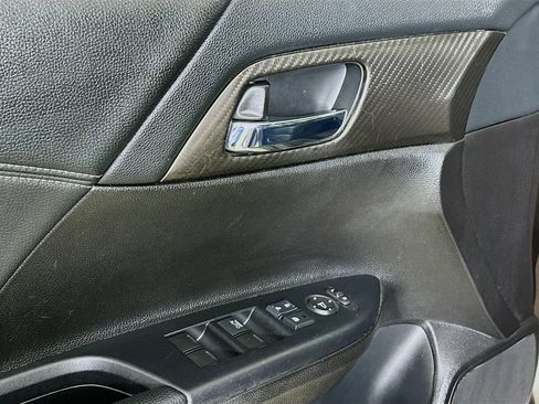 Certified 2017 Honda Accord Sport image 21