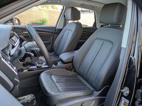 Used 2023 Audi Q5 2.0T Premium Plus w/ Premium Plus Package image 29