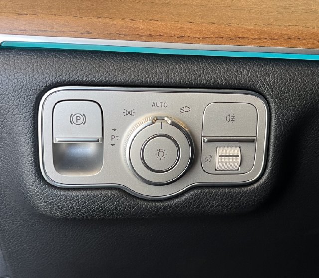Used 2021 Mercedes-Benz GLE 350 image 26