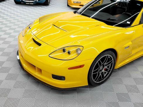Used 2008 Chevrolet Corvette Z06 w/ Preferred Equipment Group RWD image 11