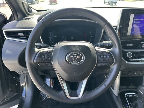 Used 2024 Toyota Corolla Cross AWD Hybrid w/ Convenience Package image 18