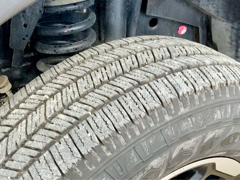 Used 2025 RAM 3500 Laramie AWD/4WD image 16