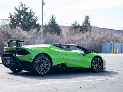 Used 2019 Lamborghini Huracan Performante image 14