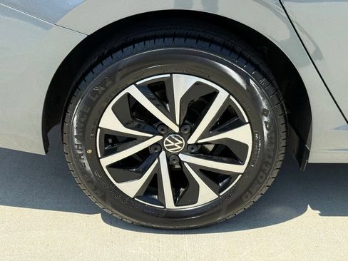 Used 2025 Volkswagen Jetta S FWD image 9