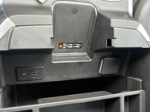 Used 2025 Chevrolet Silverado 1500 High Country w/ High Country Premium Package image 28