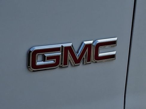 Used 2024 GMC Savana 2500 w/ Driver Convenience Package RWD image 32