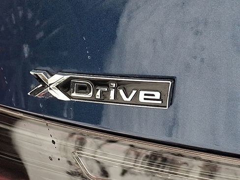 Certified 2023 BMW 330i xDrive Sedan w/ Convenience Package image 29