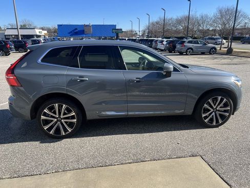 Certified 2023 Volvo XC60 T8 Ultimate w/ Climate Package image 5