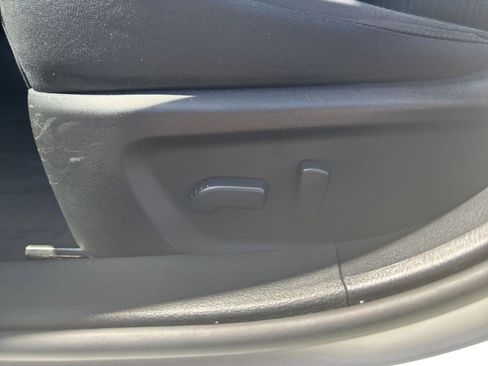 Used 2025 Nissan Altima 2.5 SV FWD image 22