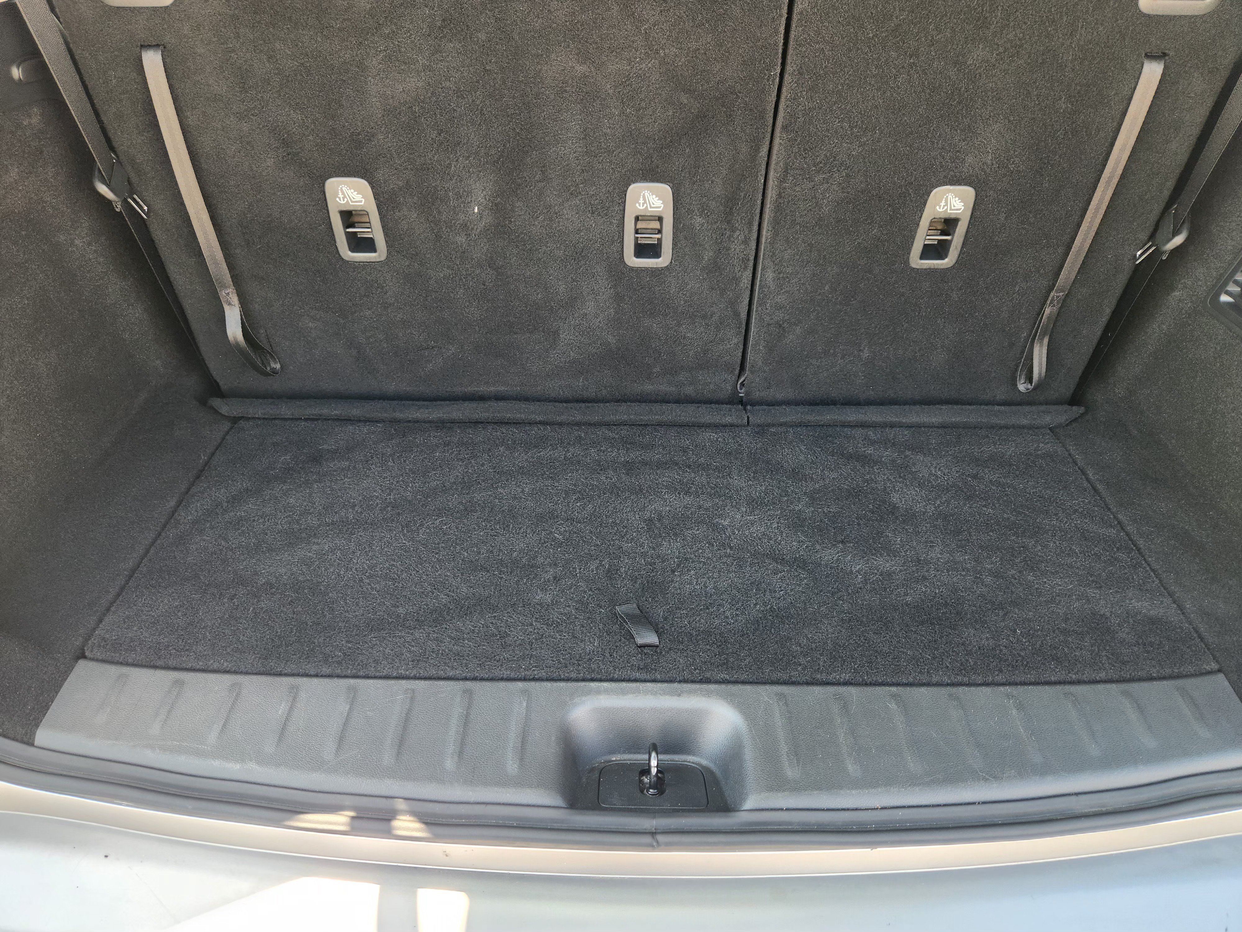 Used 2025 Nissan Pathfinder SL FWD image 33