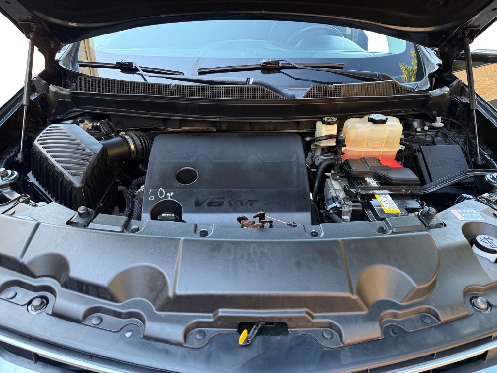 Used 2019 Chevrolet Traverse LT AWD/4WD image 27