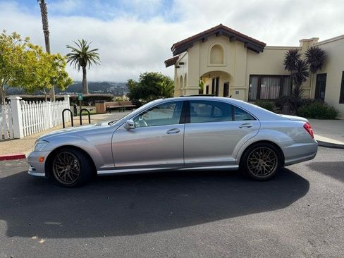 Used 2010 Mercedes-Benz S 550 image 3