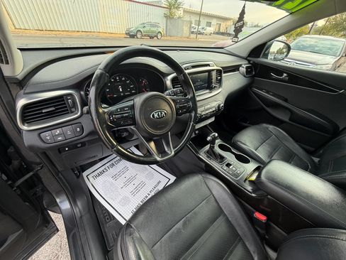 Used 2018 Kia Sorento EX w/ EX Advanced Touring Package AWD/4WD image 10