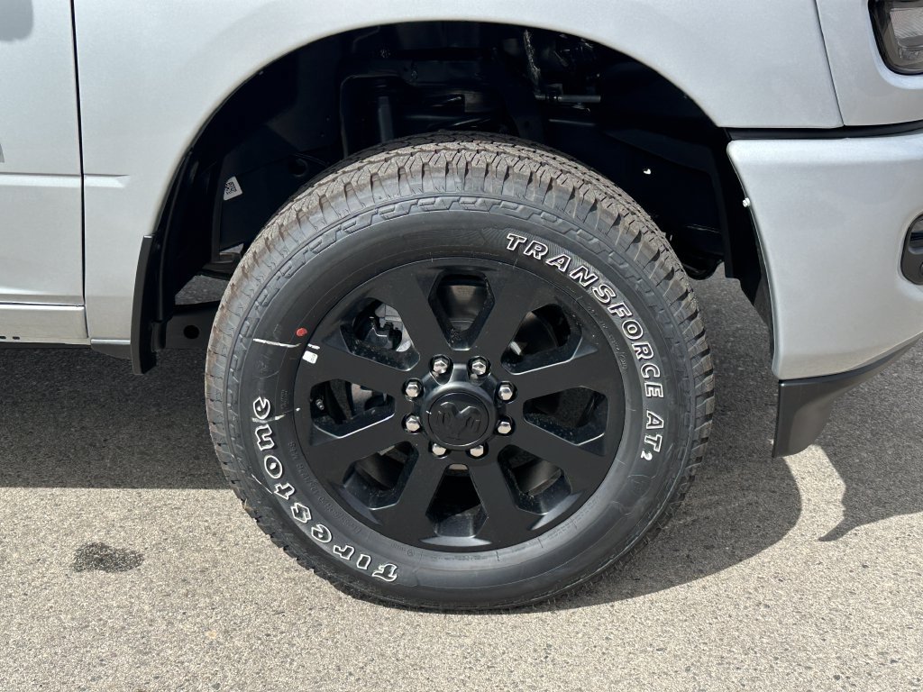 New 2026 RAM 2500 Big Horn AWD/4WD image 11