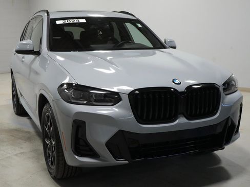 Used 2024 BMW X3 xDrive30i w/ Premium Package image 15