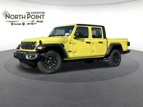 Used 2024 Jeep Gladiator Sport AWD/4WD image 1