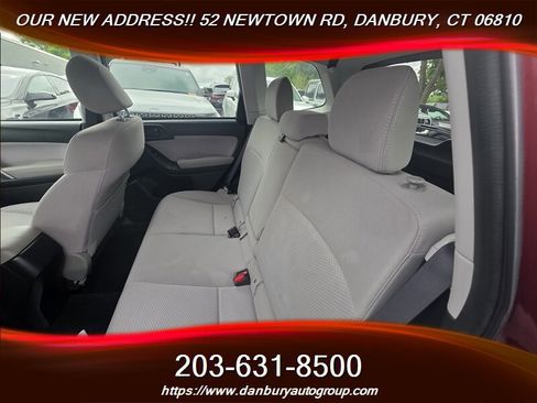 Used 2016 Subaru Forester 2.5i Premium AWD/4WD image 4