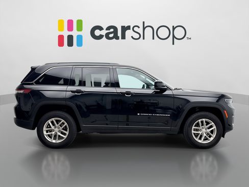 Used 2025 Jeep Grand Cherokee Laredo X w/ Luxury Tech Group I AWD/4WD image 6