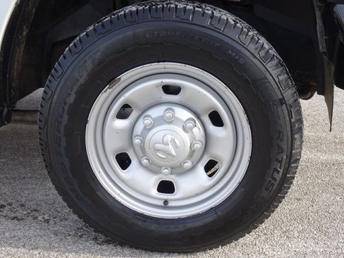 Used 2018 RAM 2500 Tradesman image 29