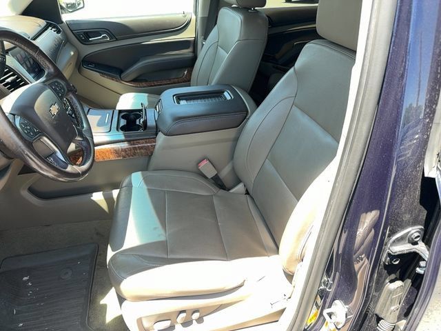 Used 2018 Chevrolet Suburban Premier AWD/4WD image 21