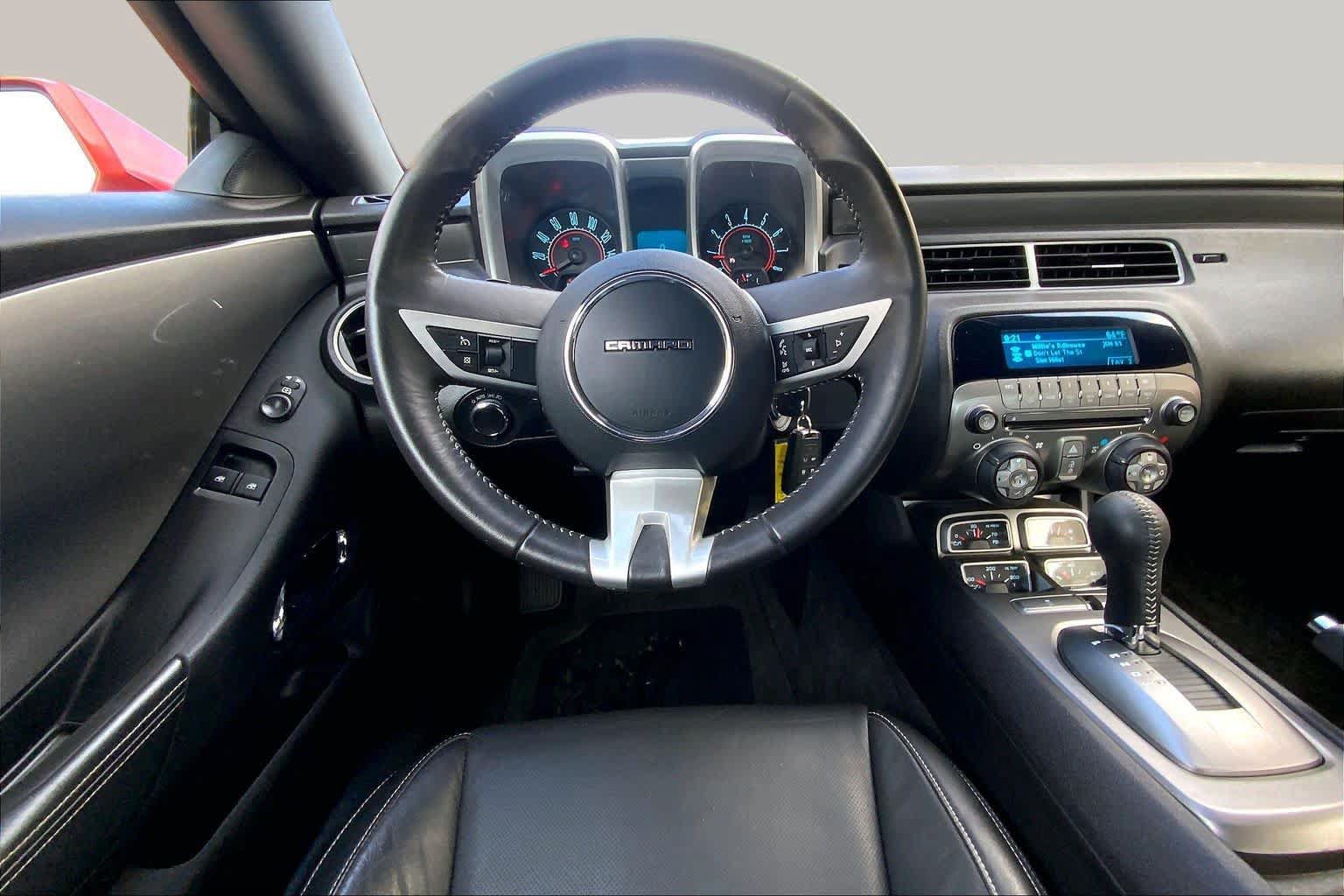 Used 2010 Chevrolet Camaro LT w/ RS Package RWD image 5