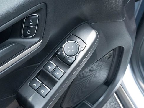 Used 2022 Ford Escape SE w/ Convenience Package FWD image 15