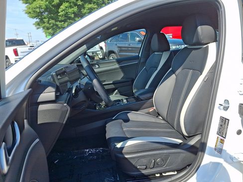 Used 2025 Kia K5 GT-Line FWD image 13