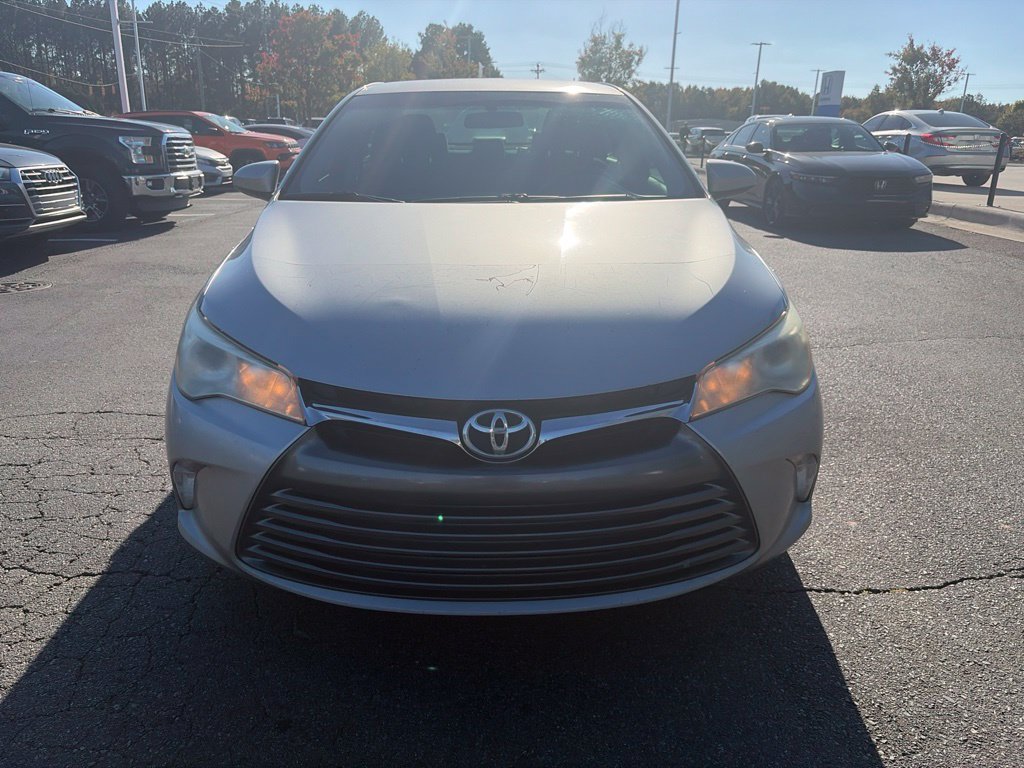 Used 2017 Toyota Camry LE FWD image 6