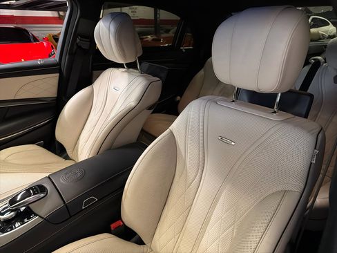 Used 2018 Mercedes-Benz S 63 AMG S 4MATIC Sedan image 19