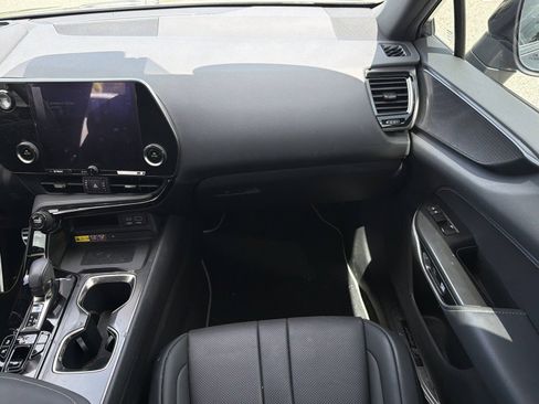 Used 2024 Lexus NX 350 F Sport AWD/4WD image 9