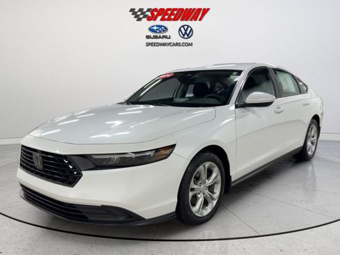 Used 2024 Honda Accord LX image 5
