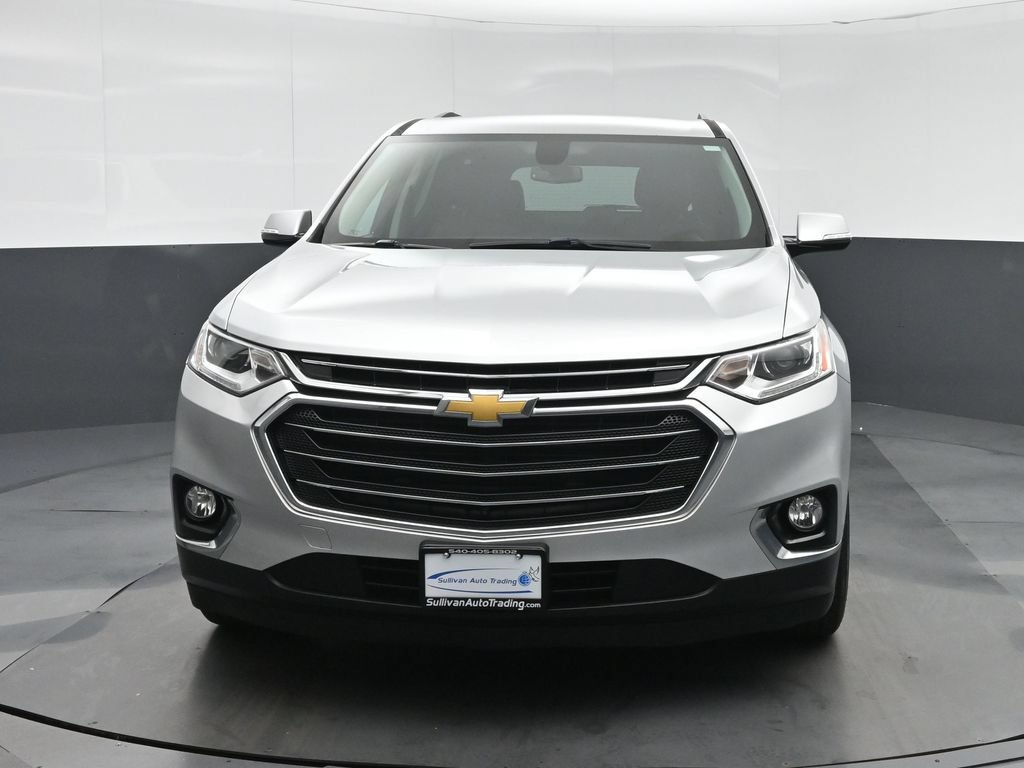 Used 2019 Chevrolet Traverse LT w/ LT Premium Package AWD/4WD image 2