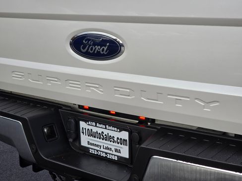 Used 2019 Ford F350 Lariat w/ Lariat Ultimate Package image 11