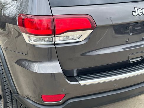 Used 2020 Jeep Grand Cherokee Limited image 13