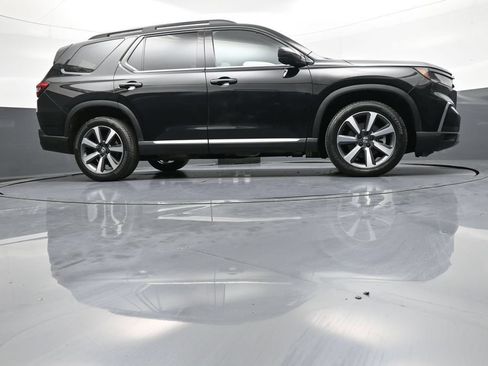 Certified 2023 Honda Pilot Touring image 31
