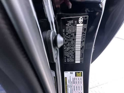 Used 2025 Toyota Corolla FX image 40