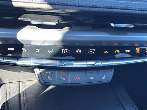 Used 2024 Cadillac XT4 Sport AWD/4WD image 23