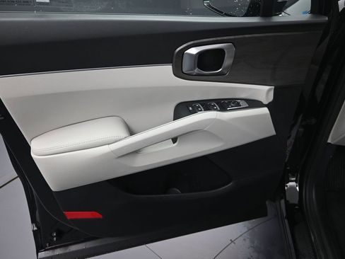 New 2025 Kia Sorento X-Line EX AWD/4WD image 10