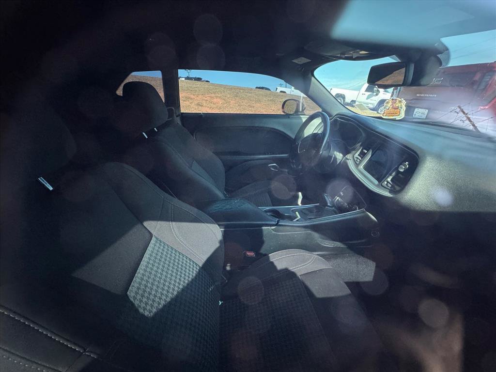 Used 2018 Dodge Challenger R/T w/ Blacktop Package RWD image 4
