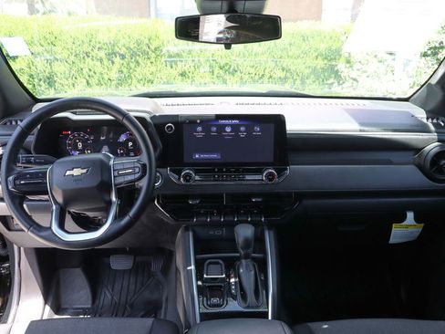 Used 2025 Chevrolet Colorado W/T w/ WT Custom Package RWD image 28