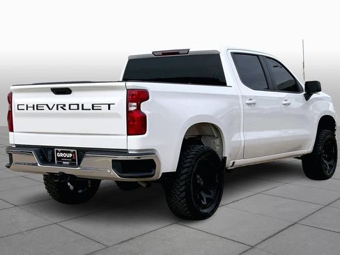 Used 2019 Chevrolet Silverado 1500 LT w/ Trailering Package image 12