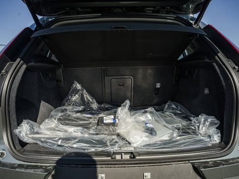 New 2026 Volvo XC40 B5 Ultra w/ Protection Package Premier image 10