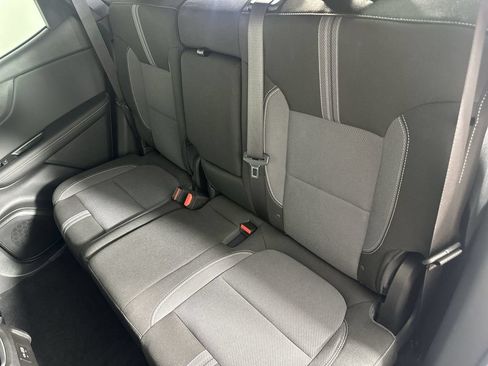 Used 2025 Chevrolet Blazer LT w/ Convenience Package FWD image 27