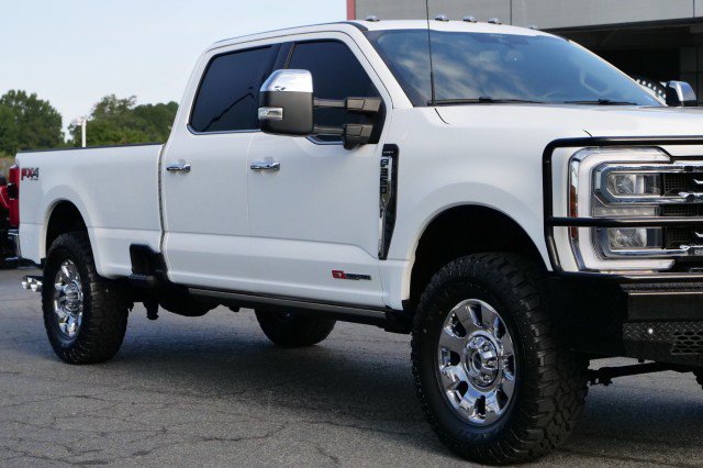 Used 2025 Ford F350 Lariat w/ Lariat Ultimate Package AWD/4WD image 65
