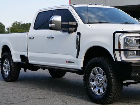 Used 2025 Ford F350 Lariat w/ Lariat Ultimate Package AWD/4WD image 65